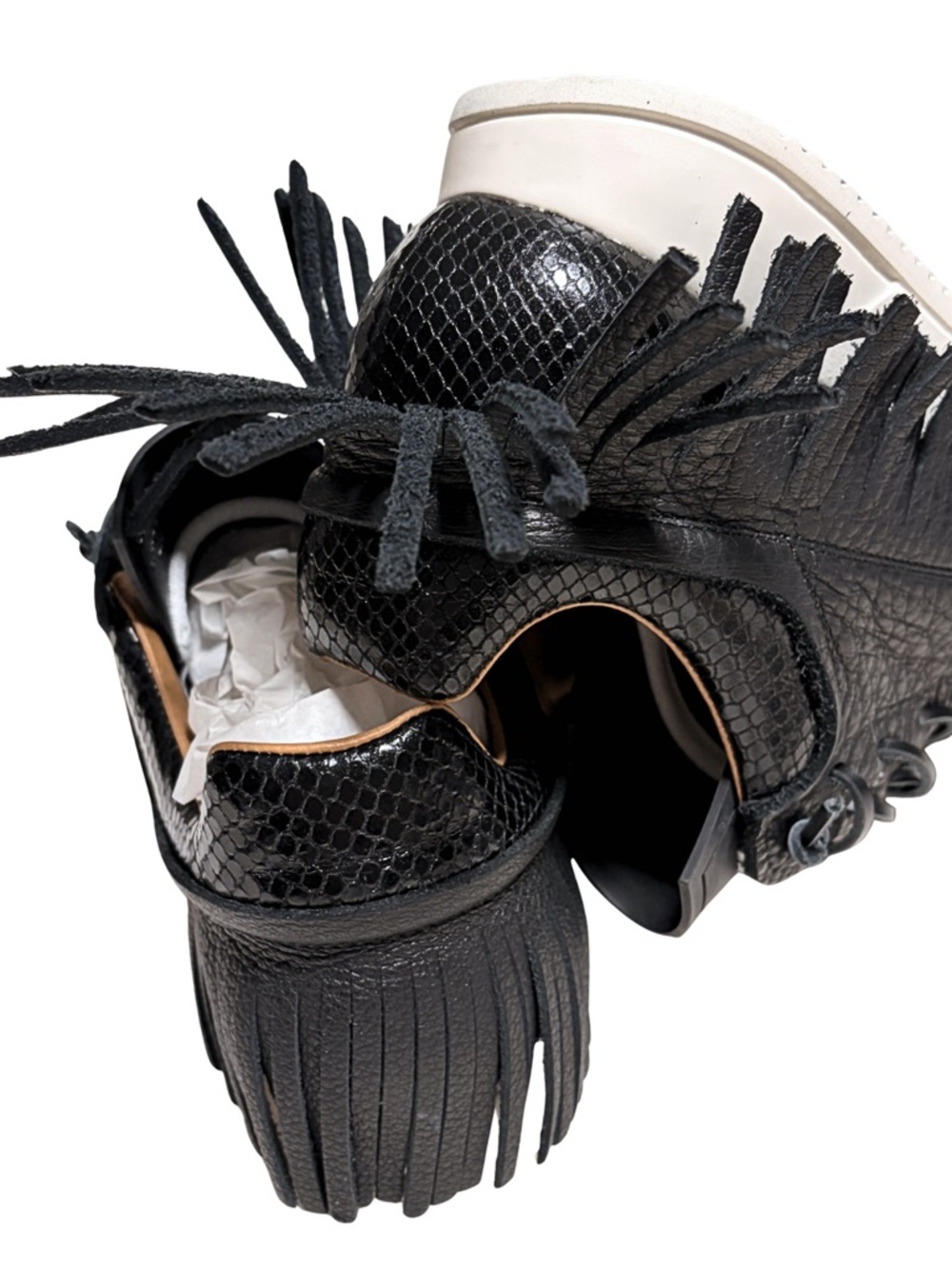 ESSEutESSE new Black Fringe Embossed Snakeskin Leather Lace Sneakers + Box - Picture 12 of 17